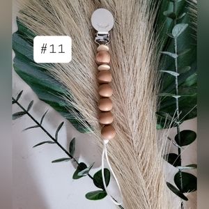 TAYLOR MAE® Non-Toxic BPA Free Pacifier Clips Tethers Holder Baby Teethers